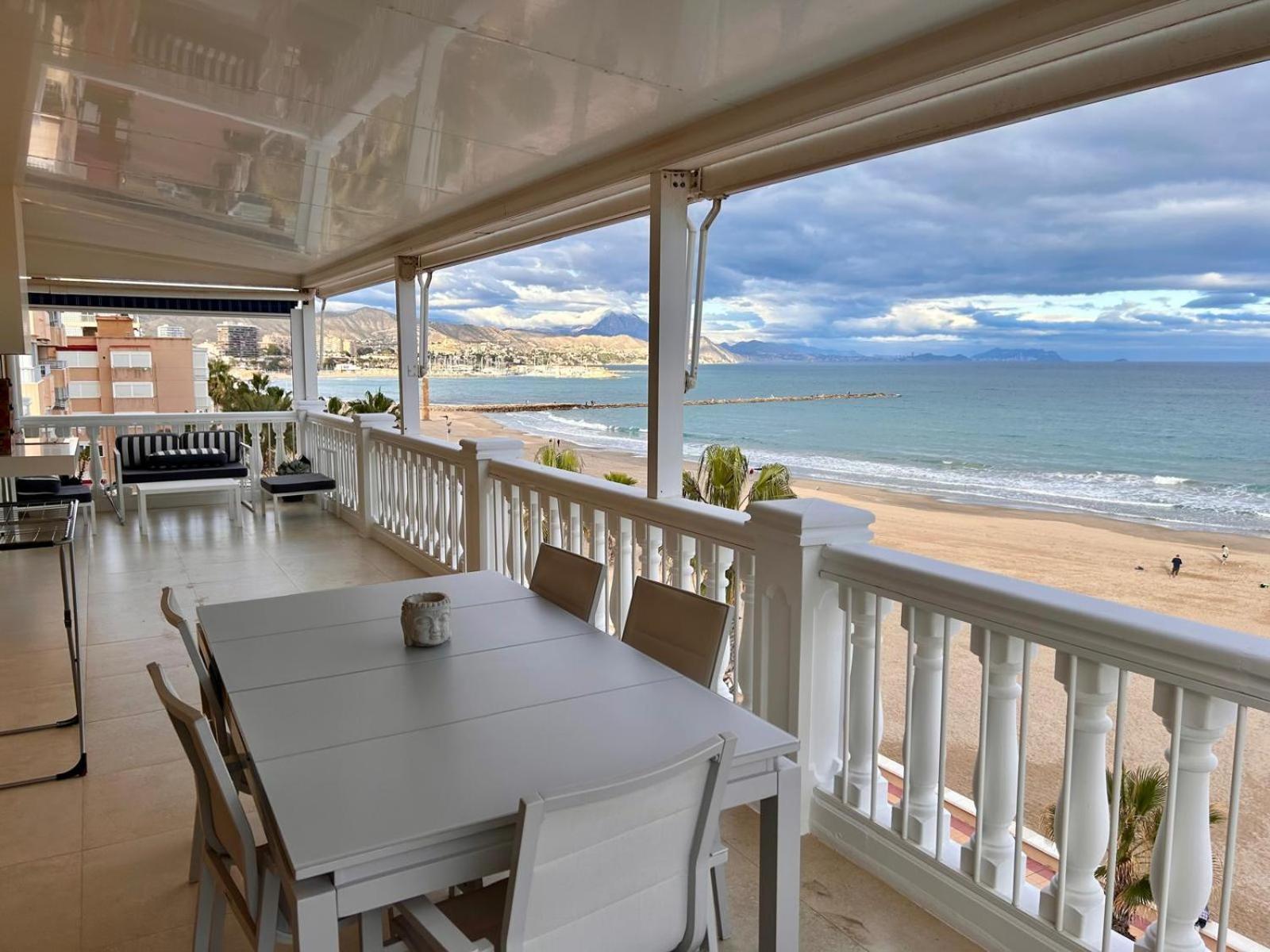 Beach House Brotonss El Campello Exterior foto