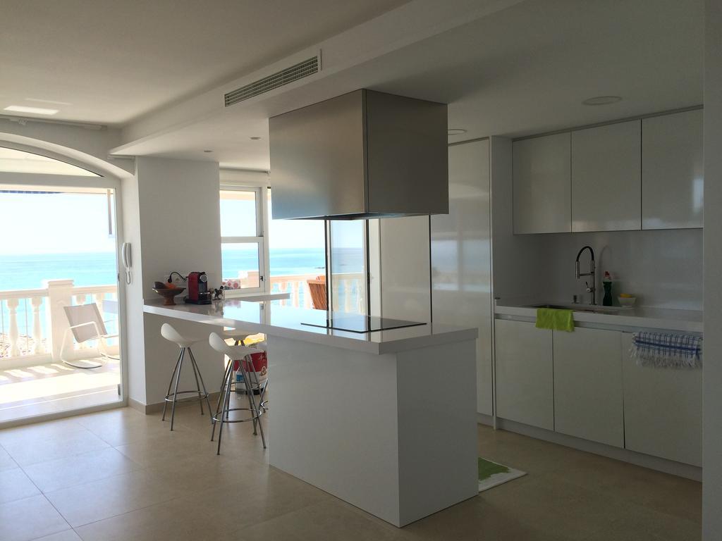 Beach House Brotonss El Campello Exterior foto