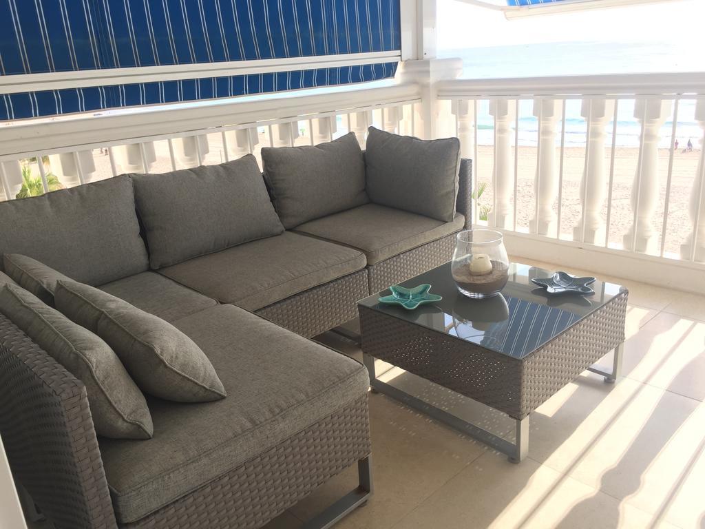 Beach House Brotonss El Campello Exterior foto